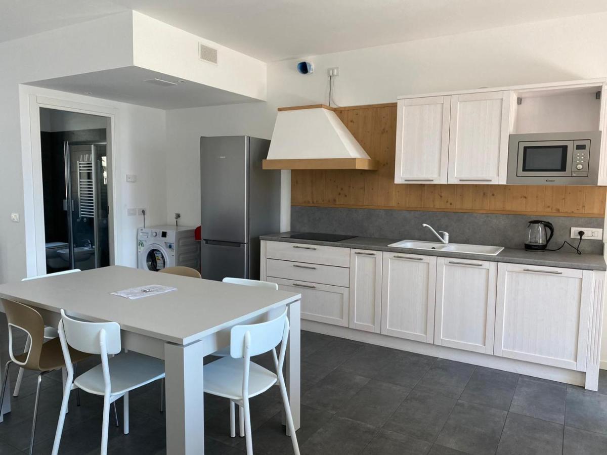 The Sunshine - Apartments With Pool Musso Luaran gambar