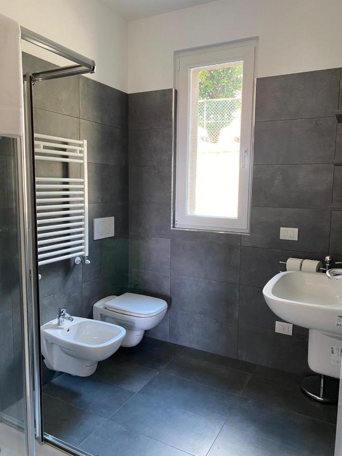 The Sunshine - Apartments With Pool Musso Luaran gambar
